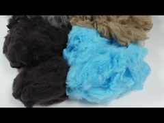 Une fibre de polyester synthétique régénérée de 51 mm bleu ciel PSF pour jouet en peluche