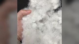 Fibre discontinue creuse haute ténacité 60D × 76MM, fibre grossière rigide pour le polissage et le récurage