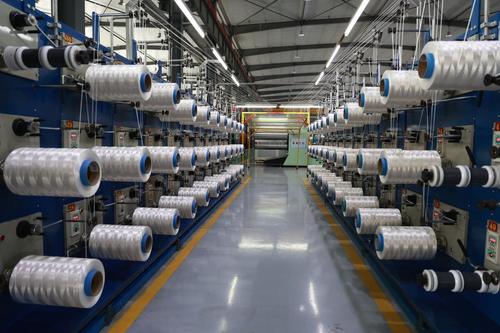 Dernières nouvelles de l'entreprise Rapport mondial sur l'industrie des fibres souples de polyester (2025-2030) : itération technologique et évolution du paysage du marché
