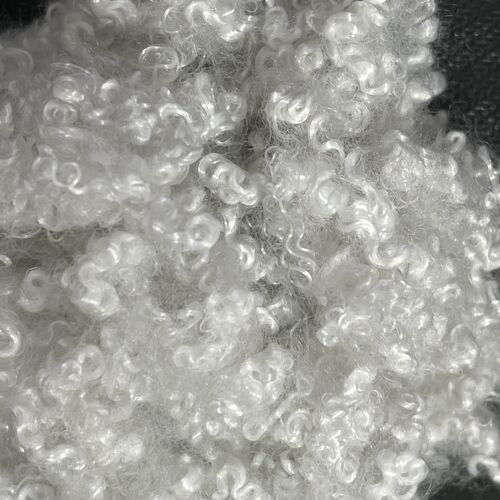 Dernières nouvelles de l'entreprise La praticité des fibres creuses de graphène dans les objets de la vie réelle