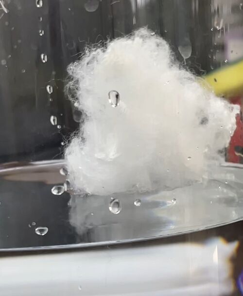 Dernières nouvelles de l'entreprise Que sont les fibres hydrofuges ? Dans quels scénarios cela s'appliquerait-il ?