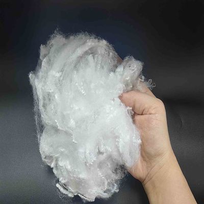 acheter Fibres de polyester non toxiques blanches 51 mm Solides à faible fusion Fibres courtes fabrication en ligne