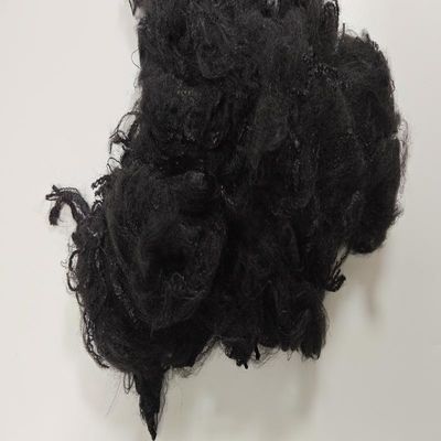 Faible coût en fibres recyclées en PP noir 3D*76 mm en polypropylène