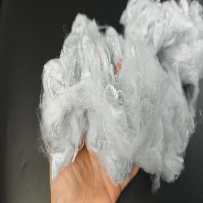 Fibre d'étape en polyester massif recyclée de 1,4D*38 mm pour le filage