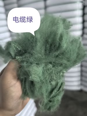 Un bon prix. Résistance aux rides élevée à la fibre de polyester recyclé 3D 51 mm en ligne
