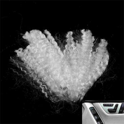 Un bon prix. Fabrication à partir de fibres de polyester non siliconisées pour l'intérieur des véhicules en ligne