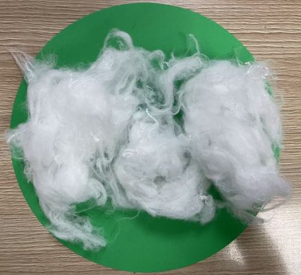 Un bon prix. Fibre de refroidissement Polyester Fibre de base avec une sensation de fraîcheur 1.2D 38mm en ligne