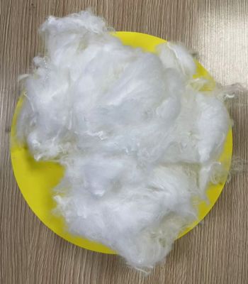 Un bon prix. Fibre d'acide polylactique de haute durabilité 6D 64 mm en ligne