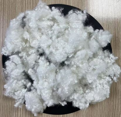 Un bon prix. Recyclé en fibres de polyester conjuguées creuses en silicone 7D en ligne