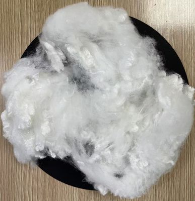 Un bon prix. Fibre de polyester vierge en fibres discontinues 6D 65mm blanc haute résistance à la déchirure en ligne