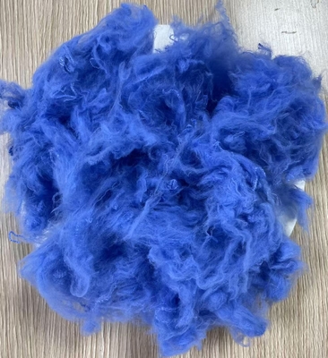 Un bon prix. Fibre de polyester teint en masse colorée 1.5D 38mm haute durabilité en ligne
