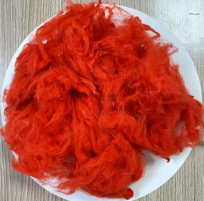 Un bon prix. Fibre de polyester couleur 1,5D 38mm haute résistance aux rides en ligne