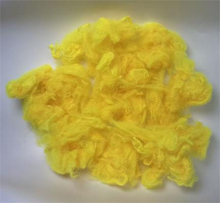 Un bon prix. Recycled Polyester Staple Fiber with 20-40% Elongation 32-152mm Cut Length and 0.15-0.3% Oil Content en ligne