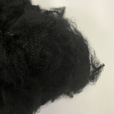 Qualité 2.5D*64mm fibre creuse vierge recyclée noire 2D, Convient pour le rembourrage de literie, d'oreillers, de coussins et de tissus de canapé usine