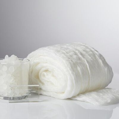 Qualité Fibre de polyester à filament continu à faible teneur en huile et à haute résilience, fabriquée à partir de flocons de polyester 100% usine