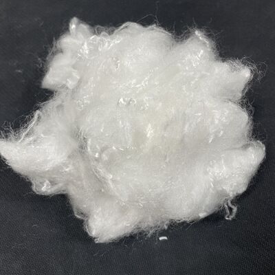 Cool Touch Fibre de base 1.5D × 51mm, les spécifications peuvent être personnalisées refroidissement instantané humidité Wicking Fibre pour les vêtements et la literie